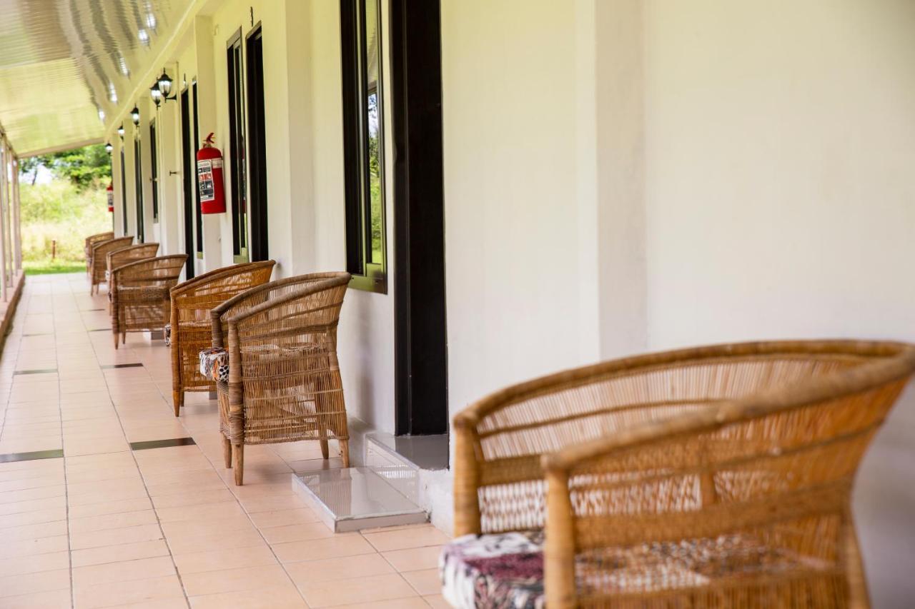 Zambezi Junction Lodge Livingstone Exterior foto